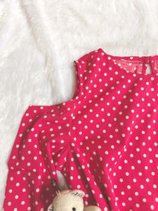 🆕 Cute Polka Dot Cold Shoulder Top
