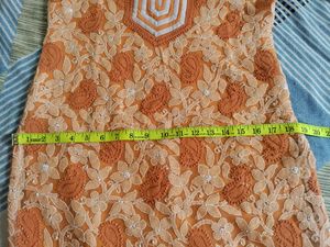 Lukhnvi Kurti