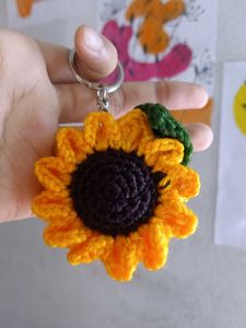Crochet Sunflower Keychain 🌻