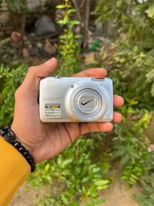 Nikon Coolpix 10x zoom Digital Camera