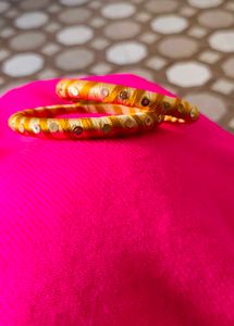 I'm Selling Handmade Silk Thread Bangles