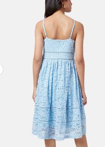 Elegant Blue Lace Midi Dress