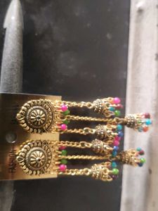 Earings
