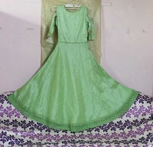 Light Green 💚 Beautiful Gown