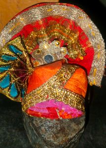 kanha mukut /topi
