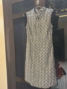 Patterned Sleeveless Dress