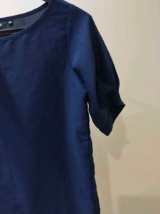 Minimalist Navy Blue Crew Neck Cotton Blend Top