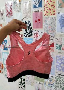 Sports bra