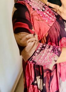 Floral Pattern V Neck Kurta