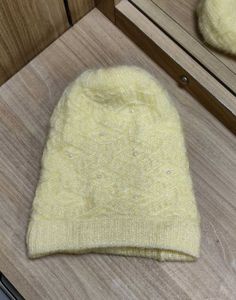 Pearl Embedded Fur Caps - Pink &amp; Lemon