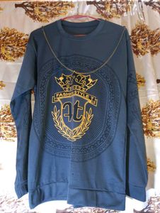Stylish Graphic Print T-Shirt