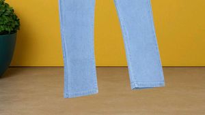M@09 Size-28 Light Wash Straight Leg Jeans