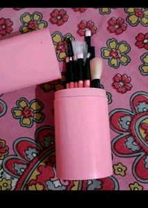 New Makeup Brushes With Plastic Box