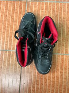 Stylish And Versatile Casual Sneakers,