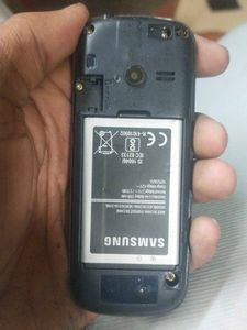 Samsung Feature Phone - Durable and Reliable