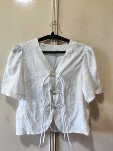 Vintage White Floral Blouse