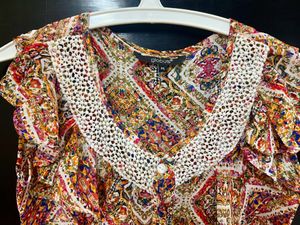 Globus elegant multicoloured print buttoned top