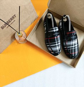 Burberry First Copy  Loafers For Men