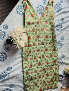 Pastel Green Floral Embroidered Kurta