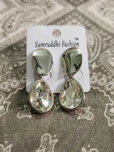 Elegant Teardrop Earrings