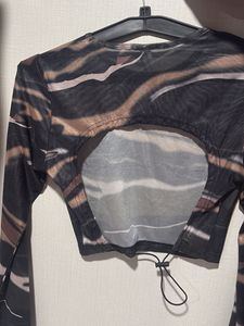 Abstract Print Mesh Top