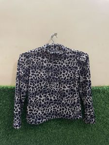 STYLISH PRINTED CROP TOP FOR WOMEN