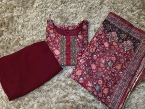 Elegant Maroon Kurta Set with Dupatta (women's)