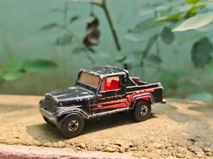 4 Leo Mattle India Hotwheels Models 40+ Year Ol