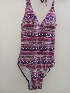 Patterned Swimsuit 🛍️🌷