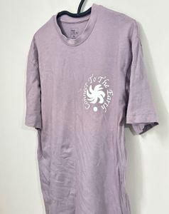 Max URBN Lavender Graphic T-Shirt – XS