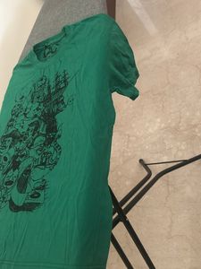 Green Tshirt Gothic