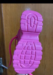 Size 38 Fushia Pink Sneakers