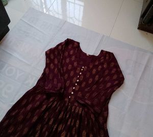Nayra Cut Kurti