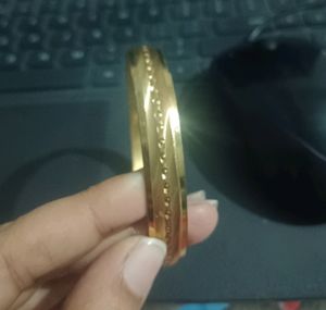 Women Gold Plated Bangle