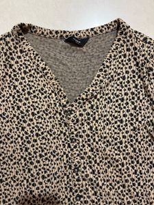 Printed V-Neck Top