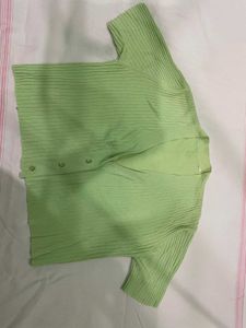 Brand New Cute Green Top 🍀