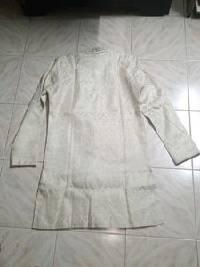 Elegant Men&#39;s Kurta