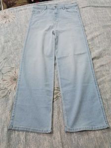 Light Wash Wide Leg Denim Jeans