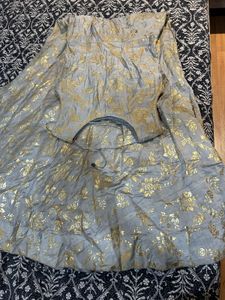 Elegant Grey-Gold Party Gown with Side Zip