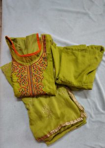 Salwar Suit
