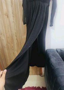 Black Full Length Dress With Slit🖤