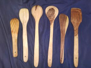 6 Wooden Spatula/Spoon Set ( Serving Spatulas, Cooking Needs)