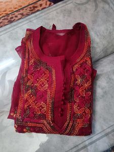 chikankari kurta