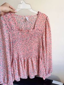 🧨SUMMER FLORAL Smocked Peplum Top-ONLY 130