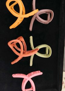 Hair Claw Clips - BUY ANY 2 @ 75 Rs