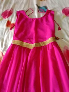Sleeveless Customized Gown