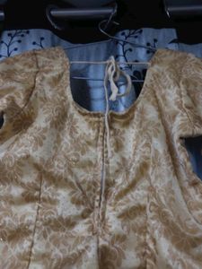 Lehenga Choli With Dupatta 💕💐💕