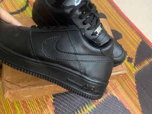 Fake Nike Sneaker