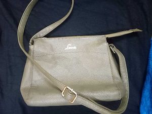Lavie Sling Bag