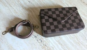 Trending Brown Checks Sling Bag 😍
